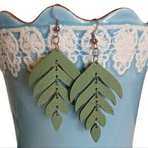 Elegant Wooden Green Leaf Drop Dangle Earrings Sterling Silver Hook Jewelry